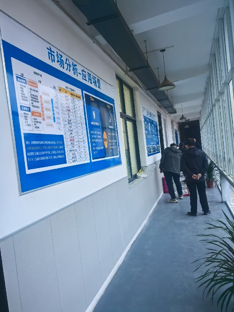 从“怕触电”到“玩转自动化”:我的PLC入门血泪史,给新手的3点忠告